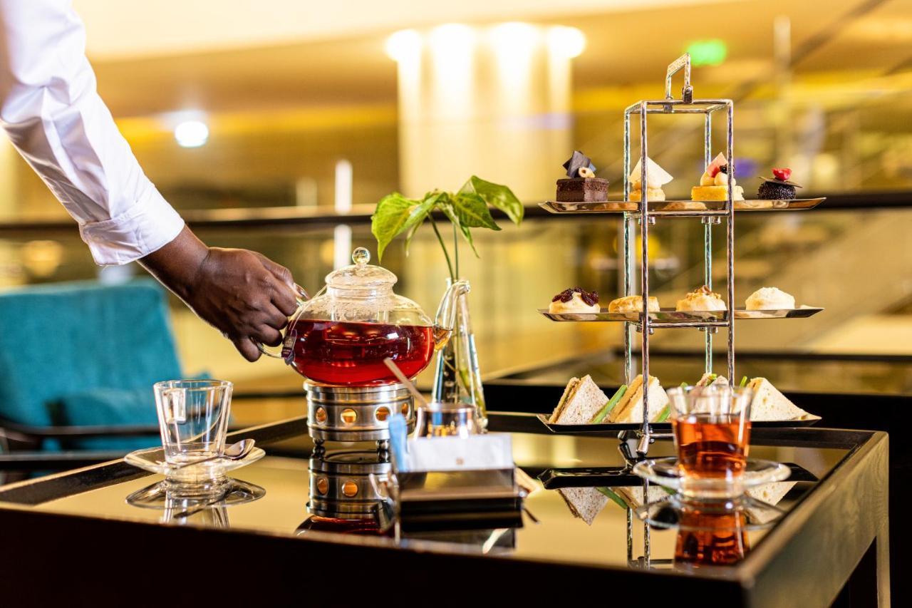 Epic Sana Luanda Hotel ภายนอก รูปภาพ